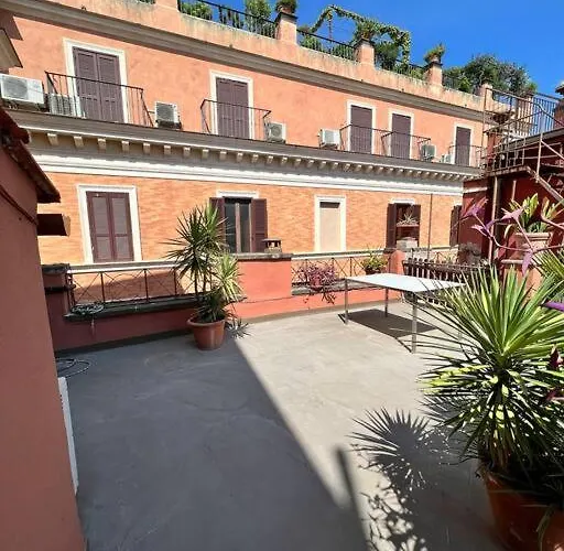 Campo De\' Fiori Rooftop Apartment